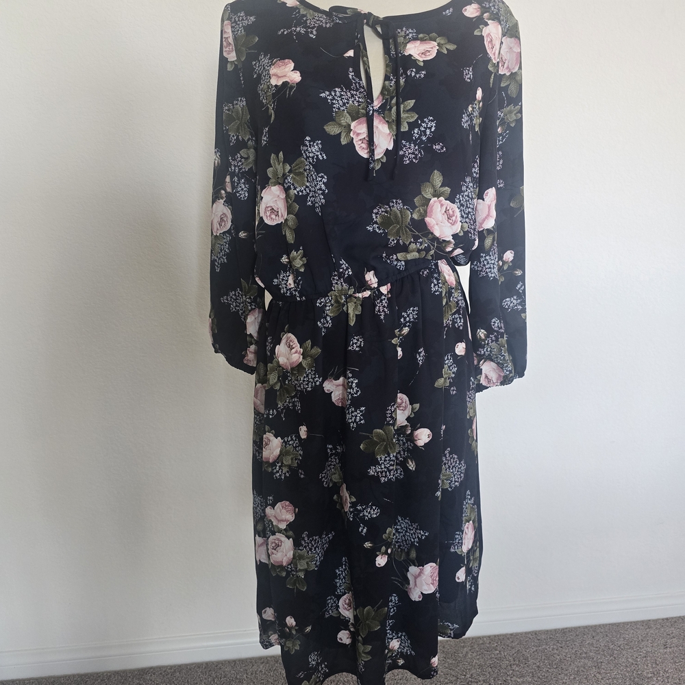 Floral Blue Dress - Picture 4 of 9